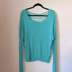 Long sleeve top, turquoise